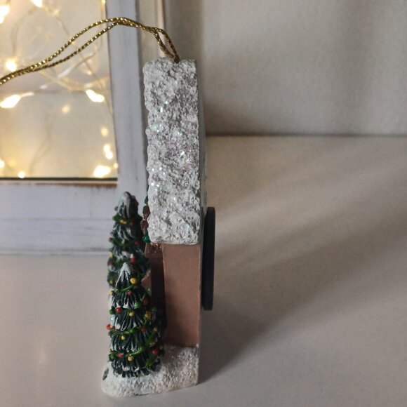 Bailey’s Hanging or Magnet Christmas Holiday Ornament 2003 LIMITED EDITION - Picture 4 of 6